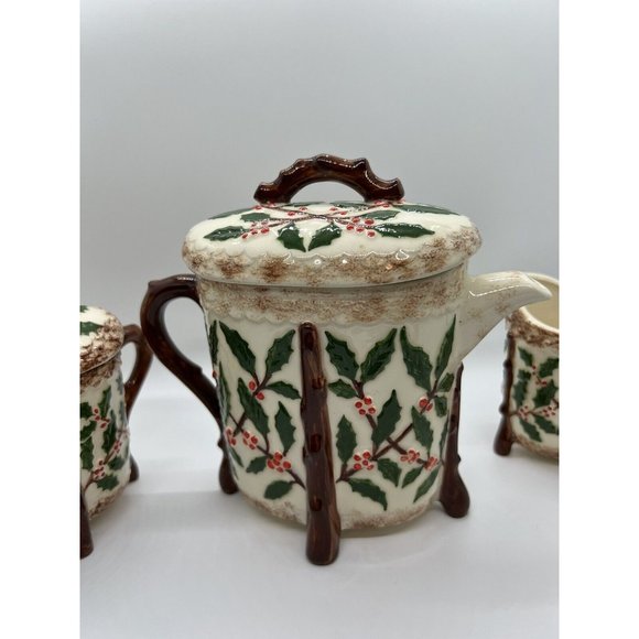 Christmas teapot Holly Lidded Teapot Creamer Sugar Bowl Set holiday Holland red - Picture 2 of 16